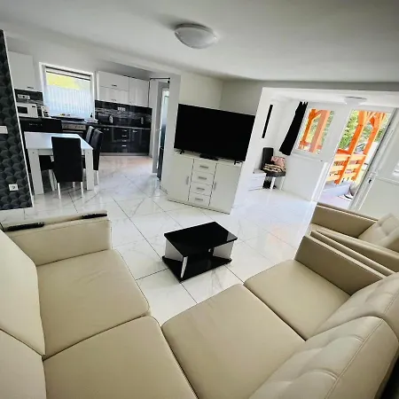 Apartment Evi Vendeghaz Dunakanyar