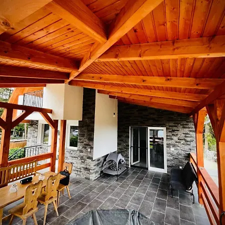 Evi Vendeghaz Dunakanyar Apartment